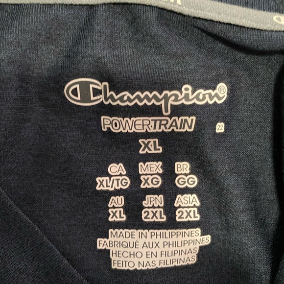 Nike and champion athletic shirts - Picture 5 of 5